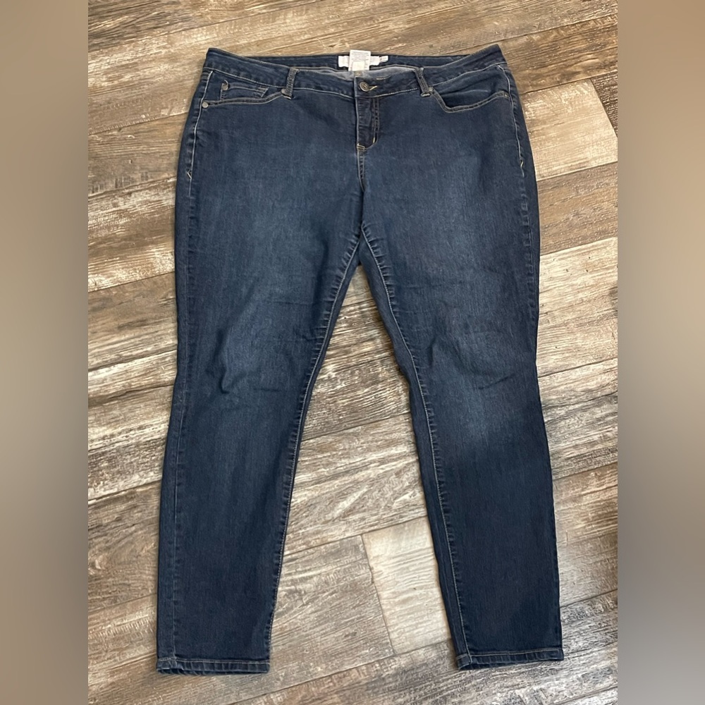 Torrid Women's Size 16S Medium Blue Wash Stretch Skinny Denim Jeans